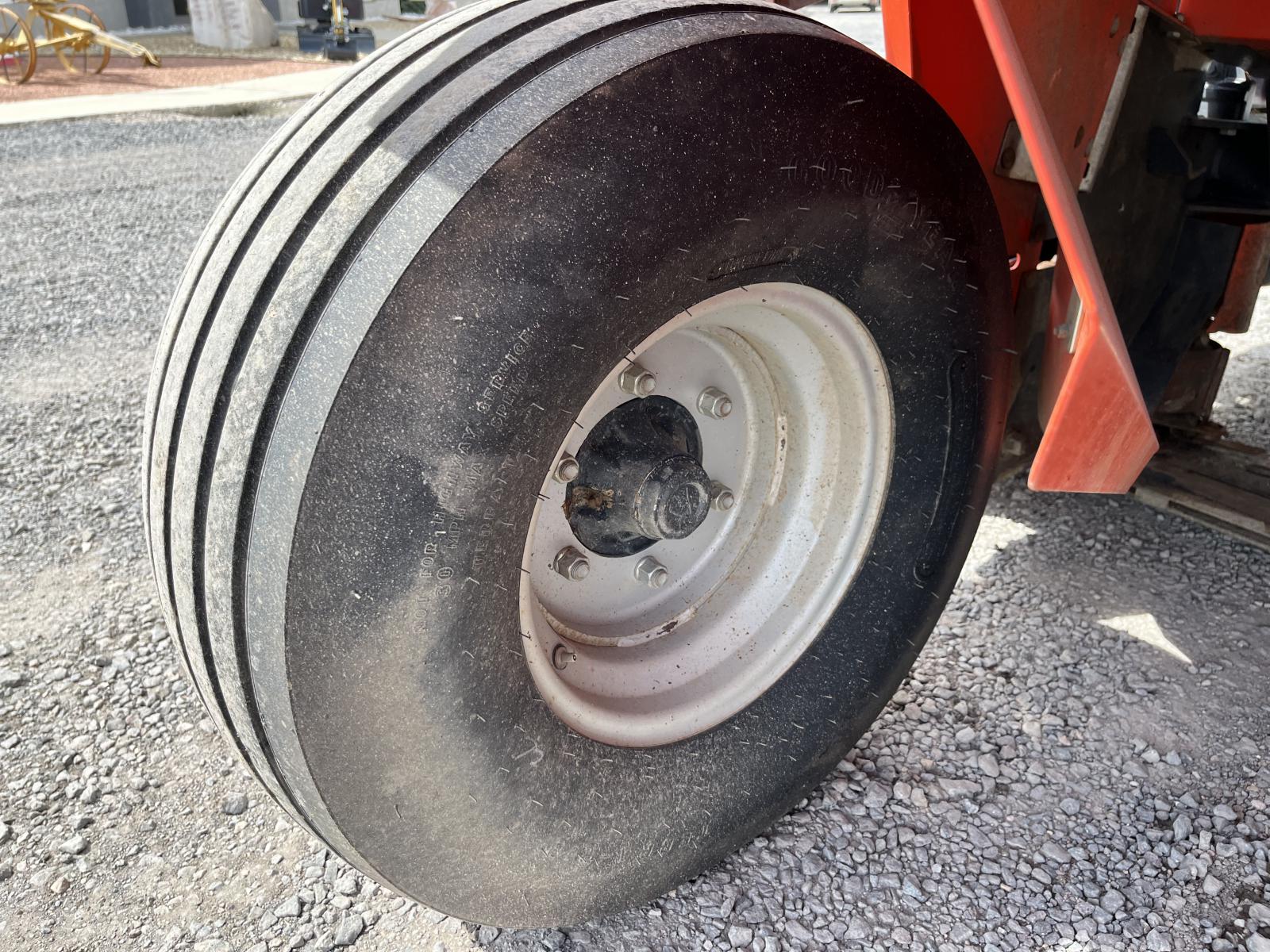 ./imagenes/INVOICE/2019/18266/DESVARADORA KUBOTA DMC8032R (5).JPG